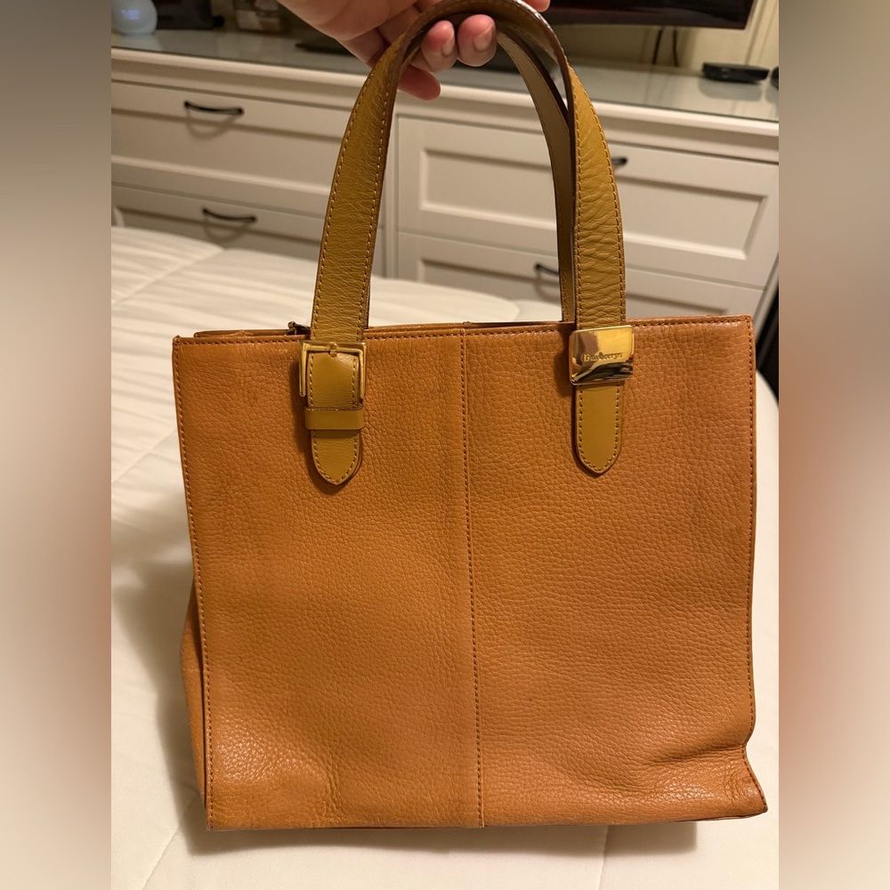 Burberry Vintage Logo Plate Center Stitch Internal Check Women’s tote bag